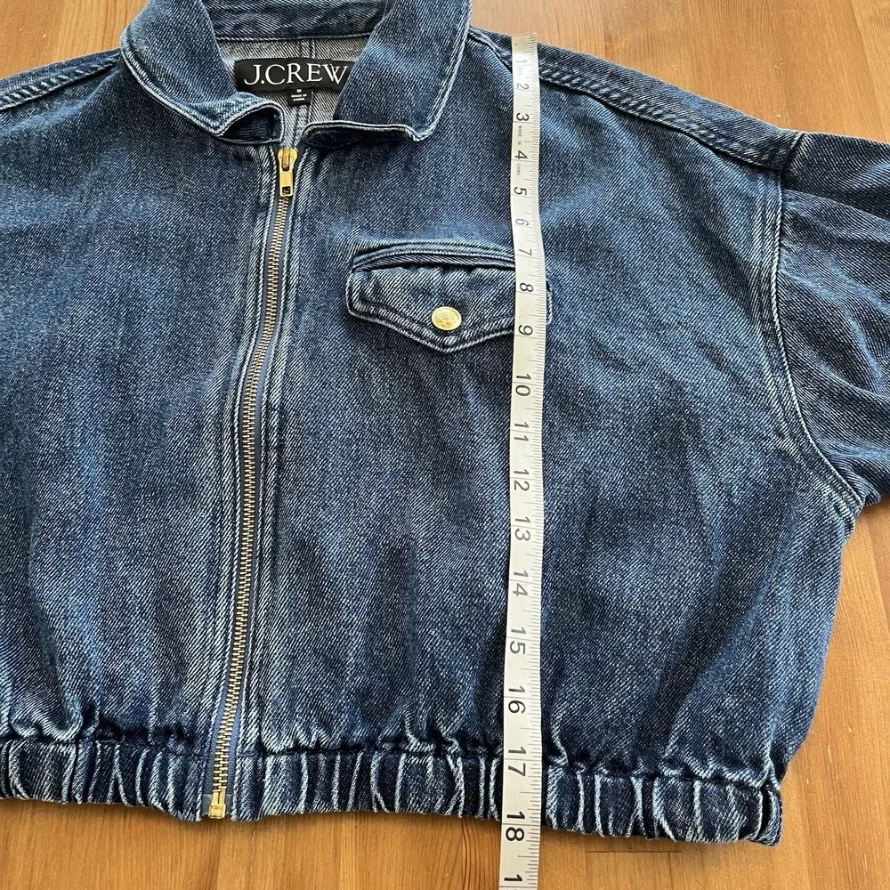 J. Crew Women's Denim Bomber Jacket Size Medium Drapey Denim Cropped Classic - Picture 13 of 13